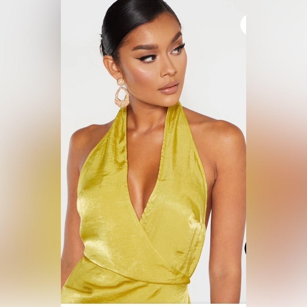 Pretty Little Thing Light Lime Hammered Satin Halterneck Maxi Dress Sz 10 - Picture 4 of 8